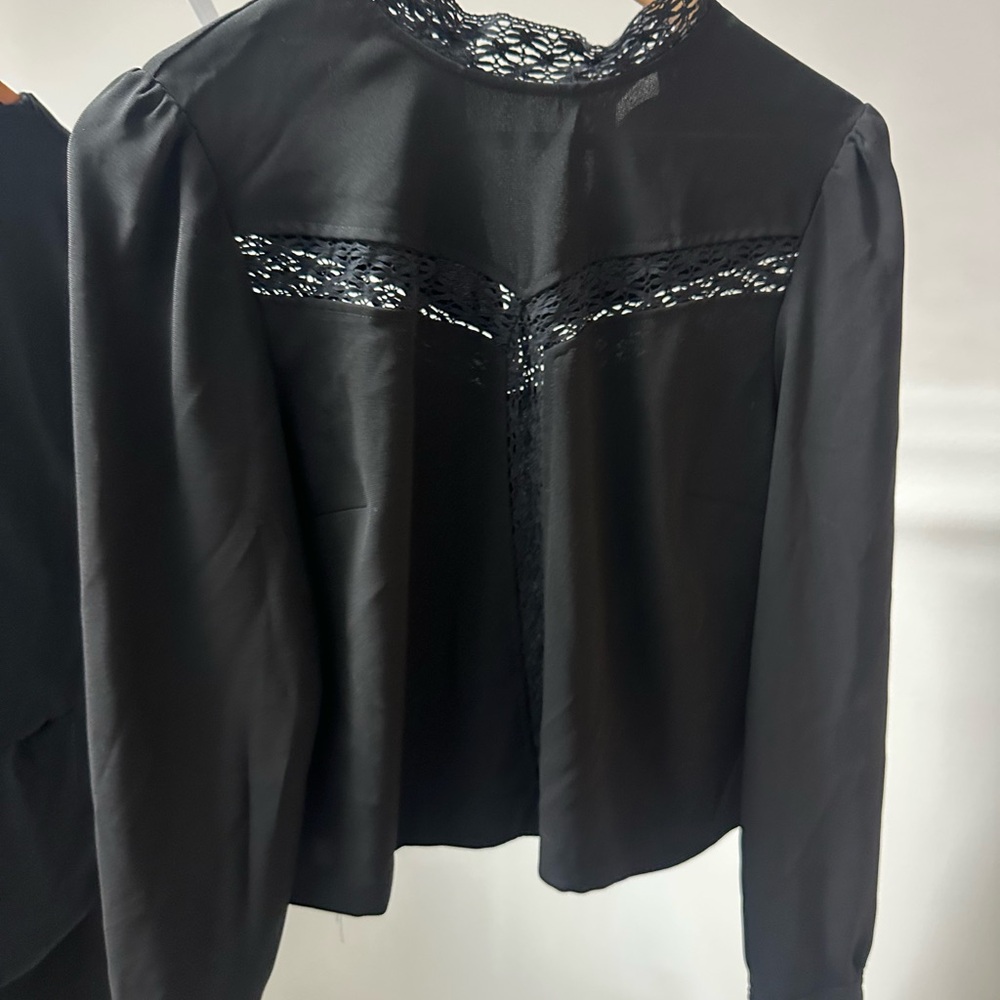 Aritzia Top